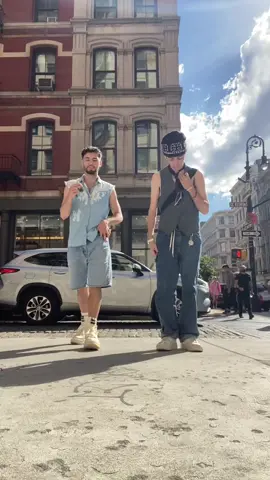 just ran into @Trevi Moran in SoHo, day made :) #nyc #soho #fyp