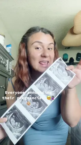 A little late but here’s a draft 14 weeks with my little baby 🤍🤍🥺👶🏼 #pregnancy #14weeks  #novemberbaby #boyorgirl💙💗 #babyontheway