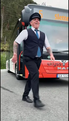 Long weekend #busdaddy dance. #busdriver