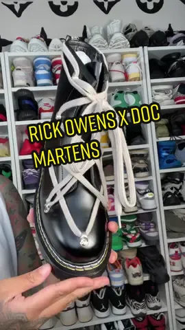 Rick Owens 1460 Bex Leather lace up boots. #rickowens #docmartens #rickowensxdrmartens #drmartens #rickowensboots