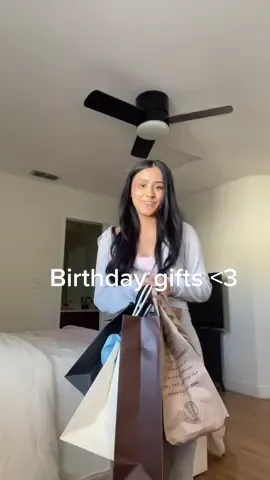 Had to block my bf just so I could upload this lol #haul #gucci #gucciwallet #carharttconverse #tequila #21 #herwon #wine #swarovski #tennisbracelet