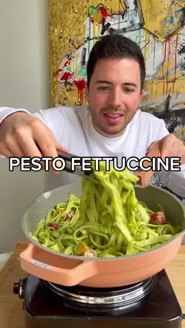 PESTO FETTUCCINE 🤤 #pasta #food #pesto #lunch #onepanmeal
