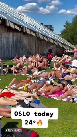 📍 Tjuvholmen  everyone looks so happy to be outside 🥰🥰🥰 #oslo #Summer