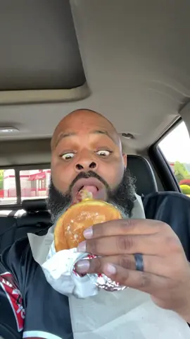 This @Arbys Bacon Ranch Wagyu Steakhouse Burger HIT DIFFERENT! 👀🤷🏾‍♂️ #daymdrops #fastfood #arbys #wagyu