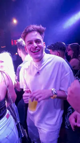 Do nada fui pra BH…