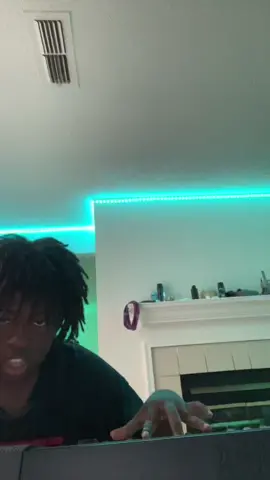 season 4 is gas 🤧#VoiceEffects