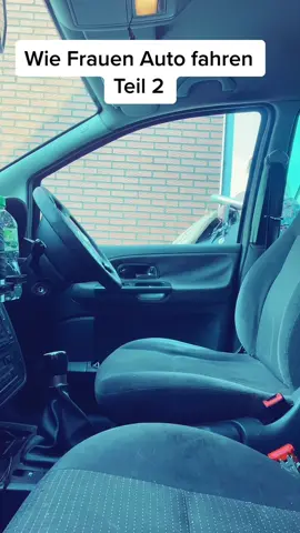 Wie Frauen Auto fahren Teil 2#probierenmitkarina #maskiergang