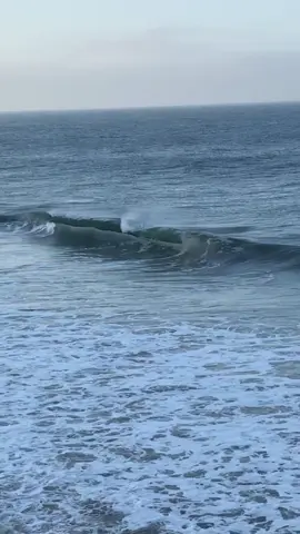 Shorebreak perfection, guess where?? #fyp #foryou #waves #surfing #surf #MadewithKAContest #firing #ocean #beach #socal