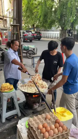 Nasi Goreng Legend di Medan sejak 1996 🔥 Lokasi di Akhir Video ya.. 👍👍