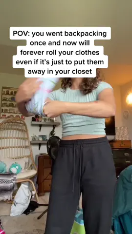 It’s true I love doing it, also didn’t mean to cover my face w the text #rollclothes #trippacking #vacationpacking #backpackingpackwithme