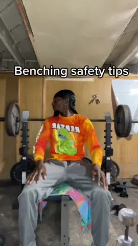 Safety tips you need 💪🏿 #Workingout #Benching #Fyp