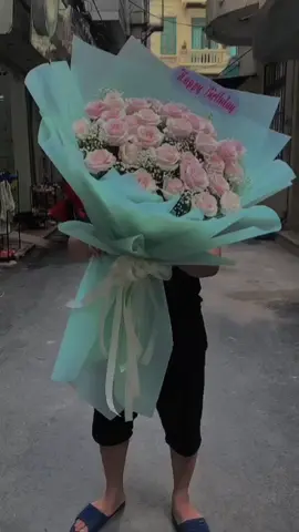 Bó hoa tone xanh nhẹ nhàng #bó_hoa_đẹp #hoa_tươi_hà_nội #xuân_hoán_florist #hoatuoixuanhoan #hoatuoidep #hoatuoixuanhoan #hoatinhyeu #hoachucmung