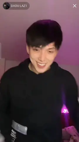 BTBT แบบหล่อเท่ไม่ไหว😳 ปล.พยายามเซฟขาน้องสุดๆแล้ว แบบตัดแถบล่างออกเยอะมาก😂 #LAZ1 #oueiija  #ต้าห์อู๋LAZ1 #ต้าห์อู๋ออฟโรด #LAZER #LAZiCON #BTBT #อย่าปิดการมองเห็น