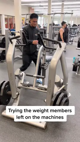 Who did it better🤔🤔🤔#toronto #markham #GymLife #gainz #gains #gym #lafitness