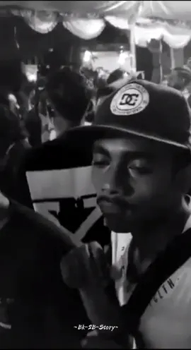 #fypシ #nttpride🏝🔥 #batmanbangkit #maumeretiktok🌴 #jogetramerame #samarindakaltim