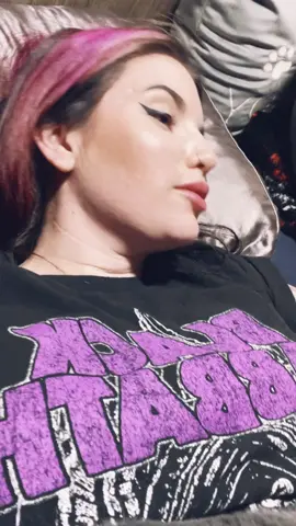 💯 kiss my dog on the mouth 🖤#dog #corgi #corgis #dogs #Love #bestfriend #foryou #fyp #trending #tiktok