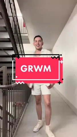 Si tu me lo pide, yo me porto bonito (a veces) 😉😘                                      Listo para perrear 🕺🏽                      #grwm #ootn #atx #pridemonth #mensfashion #unveranosinti