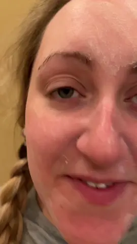 check out the #MakeaSplash Challenge by @Neutrogena for an opportunity to win $5,000 & a year’s worth of Neutrogena Hydro boost Products + a swag bag. Tell your friends to join in by visiting https://www.neutrogena.com/splash.html for more details! #NeutrogenaPartner #ad