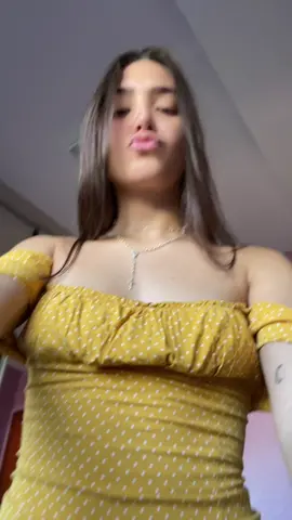 Só pq vcs amam esse vestido ajhahahaha