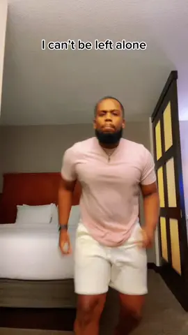 Somebody take my phone #fyp #pharellwilliams #hugmebringitin #loosenup #hugmechallenge #stitich #trending #viral