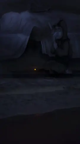 الله يرحمكم ويغفر لكم يا أمي وأبي ويجعل قبركم روضه من رياض الجنه ويجمعني بكم في الجنه🥹