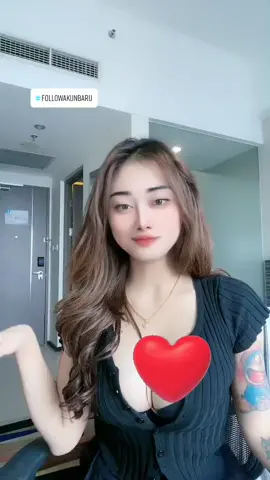Follow New Akun #newtrend #newakun #jessikaintan #goviral #goyanggemasmochibaby #goyangshopeecod #memestiktok #berandatiktok #viraltiktok #fypシ #fyp