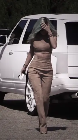 her bbl was superior in this era #kyliejenner #foryoupage #videostar #vsp #edit #fyp #trending #famous #viral #velocity #kyliejenneredit #kingkylie #kingkylieedit