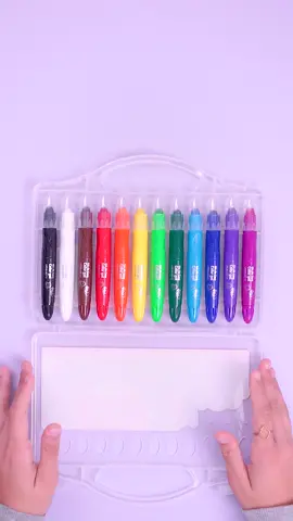 ⚠️ Atenção, atenção! O estojo de Giz de Cera Color Gel tem as cores mais lindas do arco-íris 🌈 #materialescolar #papelariafofa #papelaria