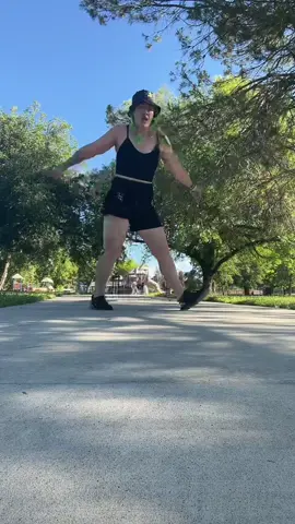 Hi hello I have a lot of new friends here from my one year shuffling video, thank you for being here 💚 #fypシ #foryoupage #shuffletok #cuttingshapes #shuffledance #ravetok #edmtiktok #shuffling #pridemonth #fyp