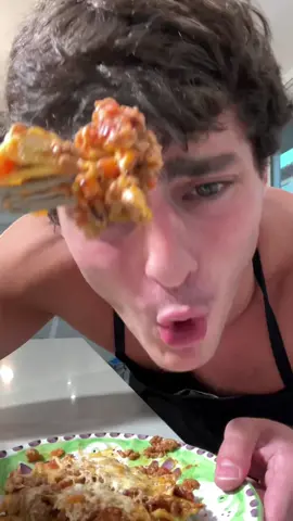 HOW TO MAKE HOMEMADE LASAGNA