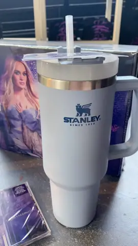 Limited edition #StanleyCup at the #carrieunderwood Denim & Rhinestones exhibit 😍😍