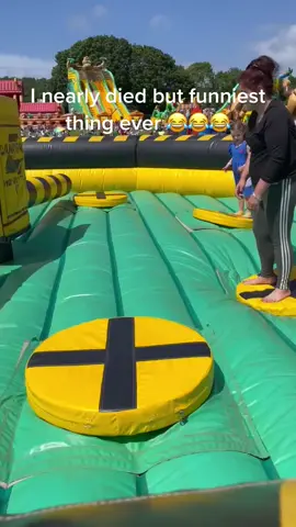 #foryoufypシ #foryou #fyp  #viral #wipeoutfails #bouncycastle #familyfunday #kids #Love #family