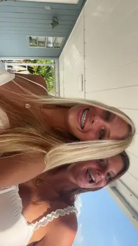 @paigee.rajzer and I love Marathon Key