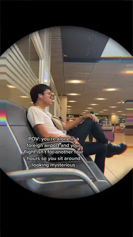 Guys, I’ve moved seats three times already #fyp #airport