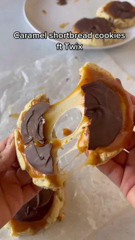 Do you like Twix? You’ll love these! Share them with your bff, check comments for details