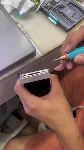 How to remove a stripped iPhone screw