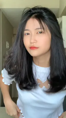 draft pas di sby🐤 outfit from @zaloraindonesia jangan lupa pke kode promo “ZLRCHAN” biar dapet diskon 20%