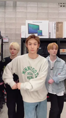 지글지글🔥🔥#TEMPEST #템페스트#한빈 #혁 #화랑 #HANBIN #HYUK #HWARANG