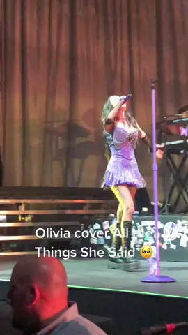 Song All the Things She Said - T.A.T.u #oliviarodrigo #sourtour #sourtourberlin #fyp #berlin #frontrow #concert #beauty