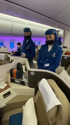 B787-10 Dreamliner ✈️ #SaudiaAirlines IATA : SV - pusat di Jeddah 💕