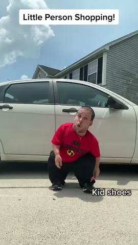 Being short has its advantages! #dadsoftiktok #short #little