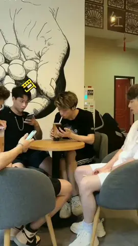 that girl 😺#douyin #lgbt #bl  #viral #foryou #fyp