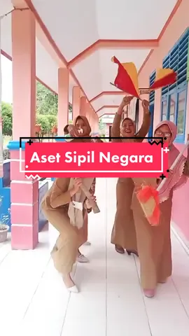 Lagi jam kosong, jadi gabut bareng nih. @susi_nofrika #pnscantik #asn #foryoupage #fyp #foryoupageofficiall #goyangshopee #goyangshopeecod #nutrisaritiaphari #tiktokviral #cpnscantik