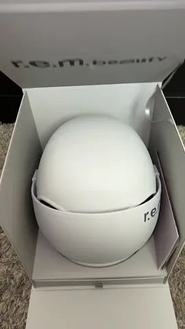 i don't have words im in love 🥲 #fyp #rembeauty #arianagrande @r.e.m. beauty