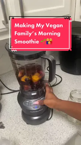We start off every morning with plenty of fruit to hydrate our bodies 😊🌱 Fruit not only boosts your immune system, but also boosts your energy for the day!✨ Making smoothies are such as easy way to get your toddler to have a nutrient dense breakfast 👶🏽 #blackandvegan #veganmomtiktok #veganlifestyle🌱 #veganmomma #veganparenthood #vegantoddler #blackveganfamily #vegantiktok #vegantoddlermeals #vegantoddlers #veganbaby #plantbasedlifestyle #blackandveganaf #vegankids #veganbreakfast