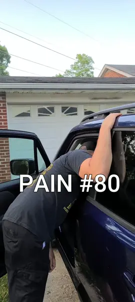 Has this ever really happened to anyone? #hand #slamdoor #slammingdoors #pain #slamdooronhand