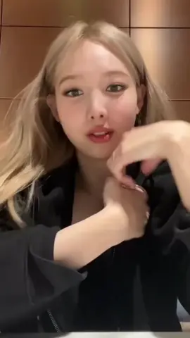 #nayeonvlive #nayeon #imnayeon #twicenayeon #twice #fyp #fypシ #fypage #fupシ #xyzbca