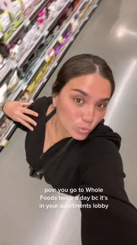 @ashleypawlakk hot girl walking my way through whole foods #wholefoods #groceryshopping #wholefoodshaul #thatgirlroutine