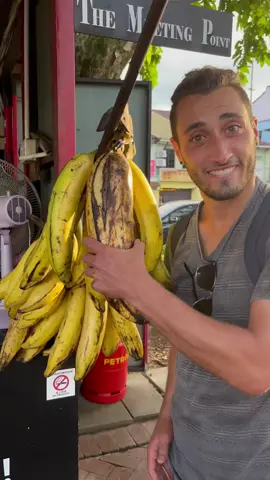 Welcome to kuching try our big banana 😘😘 #sarawakian #malaysia #kuching #banana