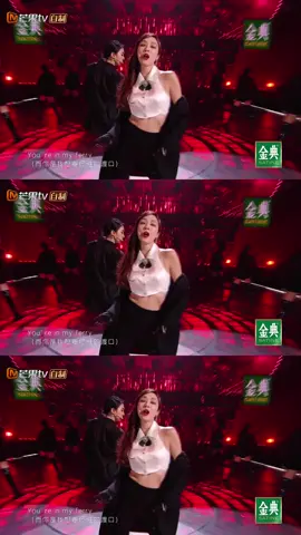 #RideOnWavesS3 Are you <OKAY>? #MaoJunjie  #WuJinyan #ZhangXinyi #JessicaJung #TangShiyi #ZhangXinyi  look so charming in black suits!